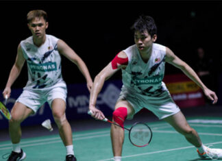 Man Wei Chong and Tee Kai Wun march into the 2025 Malaysia Open semifinals. (Photo: AFP)