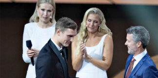 Congratulations to Viktor Axelsen for winning the 2024 Danish Sports Name of the Year award. (Photo: Dr.dk)