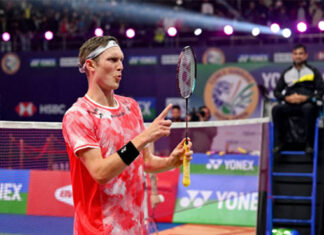 Viktor Axelsen will likely need to make some adjustments to adapt to the new 3×15 scoring system. (Photo: AFP)