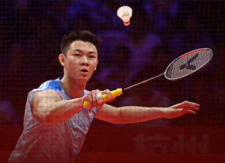 📸 Lee Zii Jia returns to action for the first time this season at the Orleans Masters after recovering from an ankle injury sustained at the 2023 BWF World Tour Finals. (Photo: AFP)