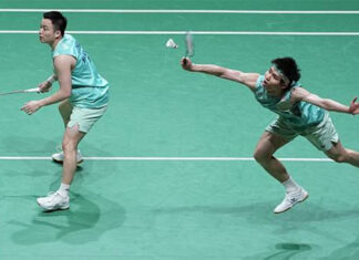 Aaron Chia and Soh Wooi Yik set for Singapore Open semifinal showdown against Satwiksairaj Rankireddy and Chirag Shetty. (Photo: AFP)