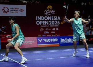 Man Wei Chong and Tee Kai Wun celebrate their quarter-final victory over the Indian pair at the 2025 Indonesia Open. (Photo: Shi Tang/Getty Images)