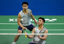 Goh Sze Fei and Nur Izzuddin celebrate their opening-round win at the 2025 Japan Open, setting the tone for their title defense. (Photo: AFP)