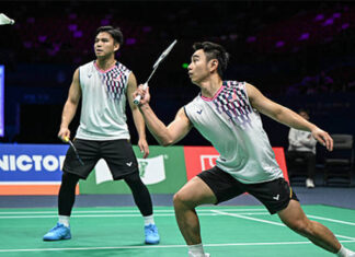 Goh Sze Fei and Nur Izzuddin celebrate their win at the Japan Open 2025 after a dominant Round of 16 performance in Tokyo. (Photo: AFP)