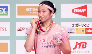 An Se Young celebrates her second Japan Open title. (Photo: Shi Tang/Getty Images)