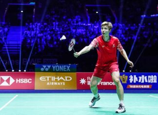 China’s Shi Yu Qi made a historic return to the World Championships final after seven years by defeating Canadian sensation Victor Lai. He will face Thailand’s Kunlavut Vitidsarn for the men's singles gold in Paris. (Photo: AFP)