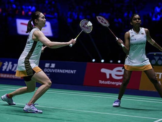 Pearly Tan and Thinaah Muralitharan are in the 2025 Hong Kong Open semi-finals. (Photo: AFP)