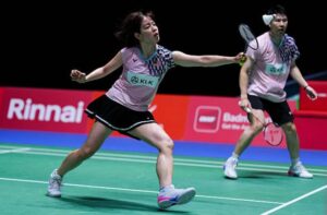 Goh Soon Huat and Shevon Jemie Lai advance to Korea Open mixed doubles round of 8. (Photo: AFP)