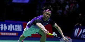 Lee Zii Jia and Leong Jun Hao face off in an intense first-round clash at the 2025 Hong Kong Open. (Photo: AFP)