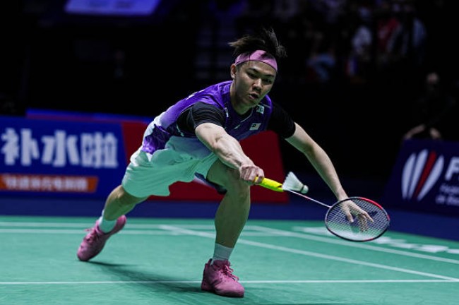 Lee Zii Jia and Leong Jun Hao face off in an intense first-round clash at the 2025 Hong Kong Open. (Photo: AFP) Lee Zii Jia and Leong Jun Hao face off in an intense first-round clash at the 2025 Hong Kong Open. (Photo: AFP)