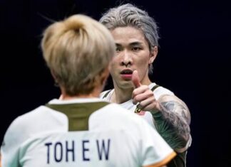 Chen Tang Jie and Toh Ee Wei storm into the 2025 Denmark Open mixed doubles semi-finals after defeating compatriots Goh Soon Huat and Shevon Lai. (Photo: AFP)