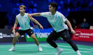 Goh Sze Fei and Nur Izzuddin advance to the 2025 Kumamoto Masters semi-finals. (Photo: AFP)