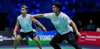 Goh Sze Fei and Nur Izzuddin advance to the 2025 Kumamoto Masters semi-finals. (Photo: AFP)
