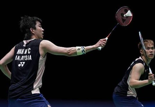 Man Wei Chong and Tee Kai Wun advance to the 2025 Australian Open second round. (Photo: AFP)