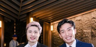 Shi Yuqi and Kento Momota spend time together ahead of their King Cup encounter. (Photo: King Cup official)
