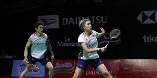 Malaysia’s Chen Tang Jie and Toh Ee Wei defeat Terry Hee–Gloria Emanuelle Widjaja to reach the semi-finals of the 2026 Indonesia Masters. (Photo: AFP)