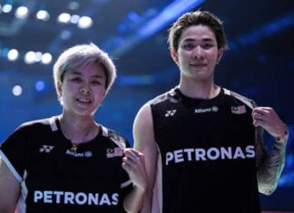 Chen Tang Jie and Toh Ee Wei preparing for their opening-round mixed doubles match a the Malaysia Open 2026. (Photo: Shi Tang/Getty Images)