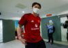 Lee Zii Jia arrives at Akademi Badminton Malaysia for Thomas Cup discussion – latest badminton news update. (Photo: Bernama)