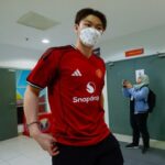 Lee Zii Jia arrives at Akademi Badminton Malaysia for Thomas Cup discussion – latest badminton news update. (Photo: Bernama)