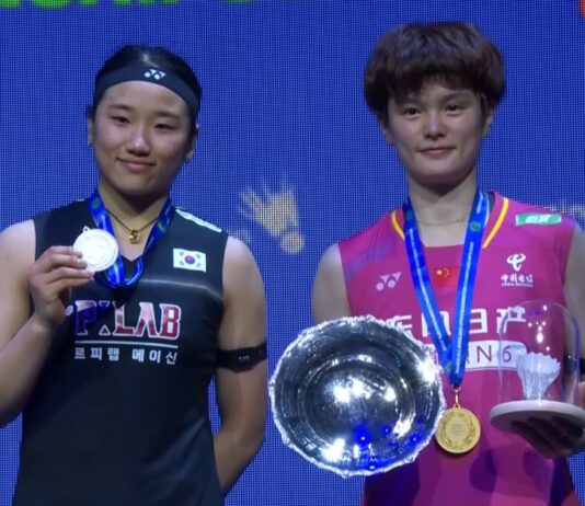 An Se Young (left) and Wang Zhiyi pose together at the 2026 All England awards ceremony in Birmingham. (Photo: BWF)