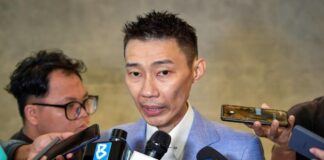 Lee Chong Wei speaks about Leong Jun Hao and Justin Hoh ahead of the Thomas Cup 2026 badminton tournament. (Photo: Bernama)