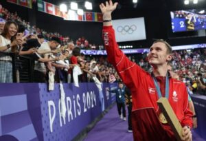 Viktor Axelsen Announces Emotional Retirement, Leaves Lasting Legacy in Badminton