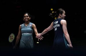 Aaron Chia-Soh Wooi Yik and Pearly Tan-Thinaah Muralitharan advance at the Badminton Asia Championships