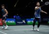 Malaysia badminton pair Goh Sze Fei and Nur Izzuddin Rumsani continue their strong run at the Thailand Open 2026 by advancing into the quarterfinals. (Photo: AFP)
