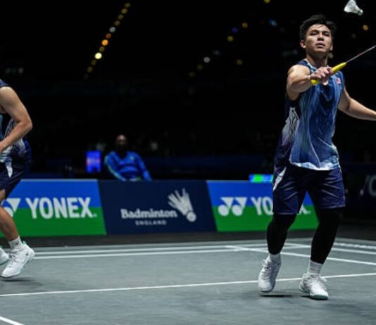 Malaysia badminton pair Goh Sze Fei and Nur Izzuddin Rumsani continue their strong run at the Thailand Open 2026 by advancing into the quarterfinals. (Photo: AFP)