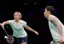 Malaysia Masters 2026: Chen Tang Jie-Toh Ee Wei, Aaron Chia-Soh Wooi Yik Storm Into Quarter-finals Malaysia’s top badminton mixed doubles pair Chen Tang Jie-Toh Ee Wei celebrate crucial victory at the 2026 Malaysia Masters in front of passionate home supporters. (Photo: AFP)