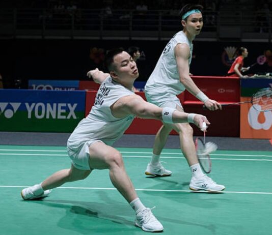 Malaysia badminton stars Aaron Chia-Soh Wooi Yik advance to the semi-finals of the 2026 Malaysia Masters at Arena Unifi Bukit Jalil. (Photo: AFP)