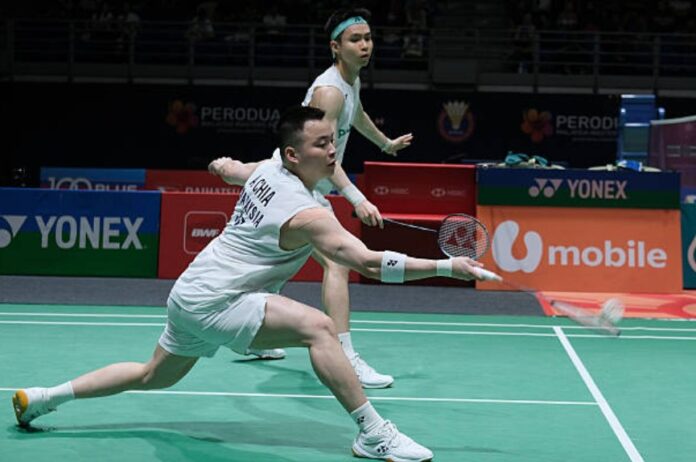 Malaysian men's doubles stars Aaron Chia and Soh Wooi Yik advance to second round after their straight-sets victory at the 2026 Singapore Open. (Photo: AFP) Malaysian men's doubles stars Aaron Chia and Soh Wooi Yik advance to second round after their straight-sets victory at the 2026 Singapore Open. (Photo: AFP)