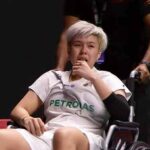 Toh Ee Wei Injured as Aaron Chia-Soh Wooi Yik and Kang Khai Xing-Aaron Tai Exit Toh Ee Wei broke down in tears as she was wheeled off the court following her injury. (Photo: BWF)