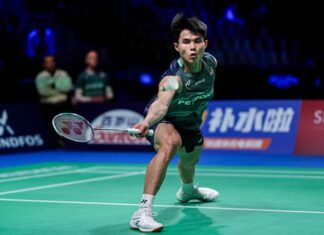 Justin Hoh reaches the 2026 Australia Open badminton quarterfinals in Sydney. (Photo: AFP)