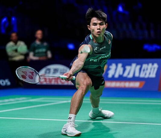 Justin Hoh reaches the 2026 Australia Open badminton quarterfinals in Sydney. (Photo: AFP)