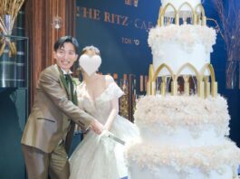 Kento Momota celebrates his wedding with his wife at the same venue where he proposed. (Photo: Kento Momota's IG)