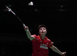 Shi Yu Qi, Kunlavut Vitidsarn and Anders Antonsen Crash Out of Japan Open Shi Yu Qi competes at the Japan Open badminton tournament before suffering a quarterfinal defeat to Christo Popov. (Photo: AFP)