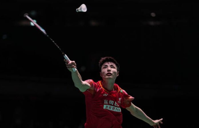 Shi Yu Qi competes at the Japan Open badminton tournament before suffering a quarterfinal defeat to Christo Popov. (Photo: AFP)
