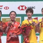 Kim Hye Jeong-Kong Hee Yong Win 30-29 Thriller as Sindhu and Feng-Huang Claim Japan Open Titles Kong Hee Yong, Kim Hye Jeong, Zhang Shu Xian and Jia Yi Fan (from left) pose for photos during the Japan Open women’s doubles awards ceremony. (Photo: BWF)
