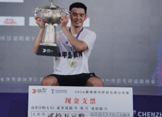 Cheam June Wei celebrates after defeating Zhao Jun Peng to win his fourth Lin Dan Cup badminton men’s singles title in Chenzhou. （Photo: Cheam June Wei's IG)