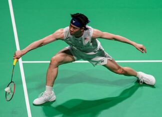 Lee Zii Jia advances to the Canada Open badminton quarterfinals after defeating Liao Jhuo-Fu in the men’s singles second round. (Photo: AFP)