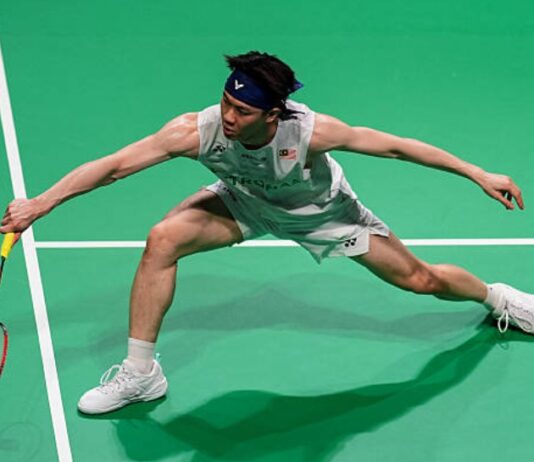 Lee Zii Jia advances to the Canada Open badminton quarterfinals after defeating Liao Jhuo-Fu in the men’s singles second round. (Photo: AFP)
