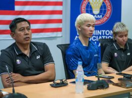 Nova Widianto (left) is leaving BAM to return to Indonesia’s PBSI mixed doubles program. (Photo: Bernama)