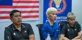 Nova Widianto (left) is leaving BAM to return to Indonesia’s PBSI mixed doubles program. (Photo: Bernama)
