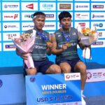 Tee Kai Wun-Yap Roy King Beat Man Wei Chong-Soh Wooi Yik to Win Korea Masters Tee Kai Wun and Yap Roy King pose for photos during the awards ceremony after defeating fellow Malaysians Man Wei Chong and Soh Wooi Yik to win the 2026 Korea Masters men’s doubles title. (Photo: BWF)