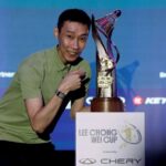 Lee Chong Wei Cup Officially Launched With Gold-Plated Trophy and RM100,000 Prize Pool Congratulations to Lee Chong Wei on the launch of the Lee Chong Wei Cup, with best wishes for a successful inaugural tournament that inspires the next generation of badminton players. (Photo: Bernama)