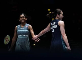 Goh Soon Huat-Shevon Lai and Pearly Tan-Thinaah Reach World Championships Last 16 Pearly Tan and Thinaah Muralitharan advance to the round of 16 at the 2026 BWF World Championships in New Delhi. (Photo: AFP)