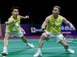 Aaron Chia and Soh Wooi Yik face another tough challenge in the 2026 BWF World Championships final against China’s Liang Wei Keng and Wang Chang. (Photo: AFP)