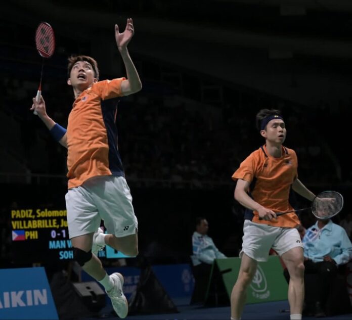 Man Wei Chong and Soh Wooi Yik secure a three-game opening-round victory at the Korea Masters badminton tournament. (Photo: AFP) Man Wei Chong and Soh Wooi Yik secure a three-game opening-round victory at the Korea Masters badminton tournament. (Photo: AFP)