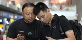 Chinese Badminton Association President Zhang Jun and Vice President Xia Xuanze, the organization’s top two officials, are both under investigation by Chinese authorities. (Photo: Xinhua)